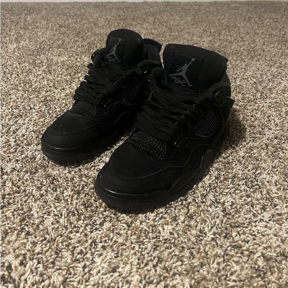 Air Jordan 4 Black Cat
